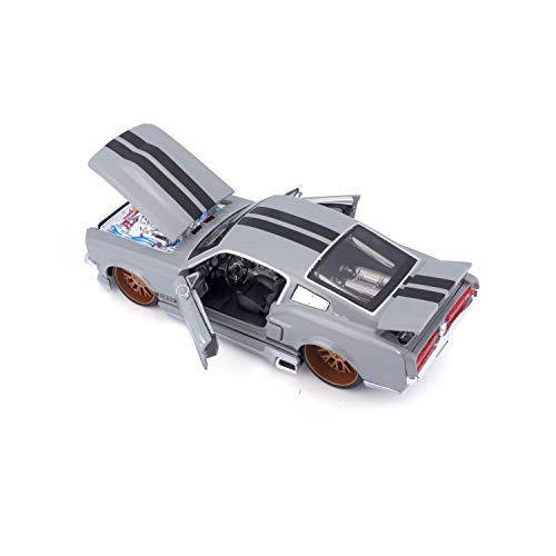 Maisto 1:24 Scale AS 1967 Ford Mustang GT Diecast Vehicle (Color may vary)