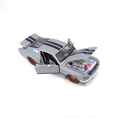 Maisto 1:24 Scale AS 1967 Ford Mustang GT Diecast Vehicle (Color may vary)