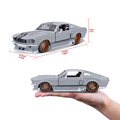 Maisto 1:24 Scale AS 1967 Ford Mustang GT Diecast Vehicle (Color may vary)