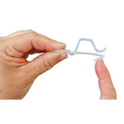 Simple Living Solution's Universal Light Clips, 100 Ct., Plastic Clips for Holiday Light Strands, Each Clip is 0.75in x 0.75in x 3.13in