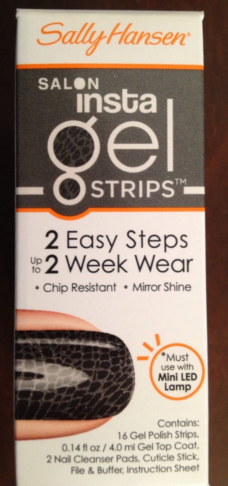 Gel strip box showing a nail in black and grey crocodile print