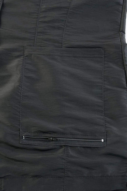 Betty Dain Kool Breeze Mesh Back Salon Stylist Vest, Unique Stretch Mesh Back For Breathability, Pockets with Zippered Bottoms, Button Closure, Lightweight, Water Resistant Polyester Fabric, M/L