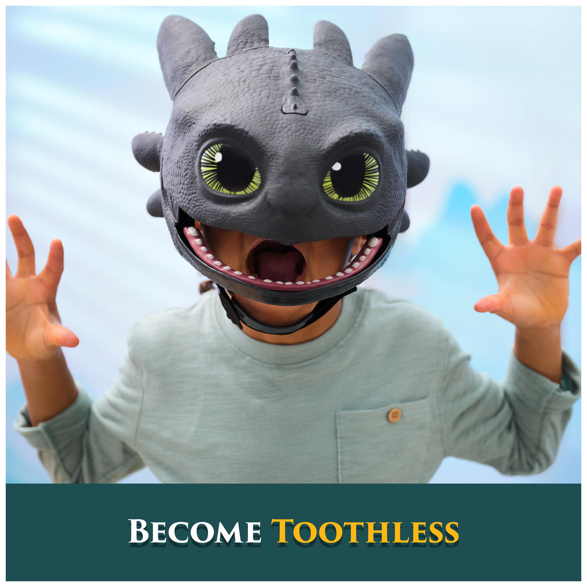 DreamWorks Dragons Blast & Roar Toothless Role Play Mask
