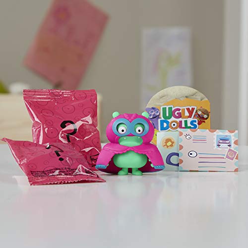 Hasbro Uglydolls Surprise Disguise Pancake Champ Jeero Toy, Figure & Accessories