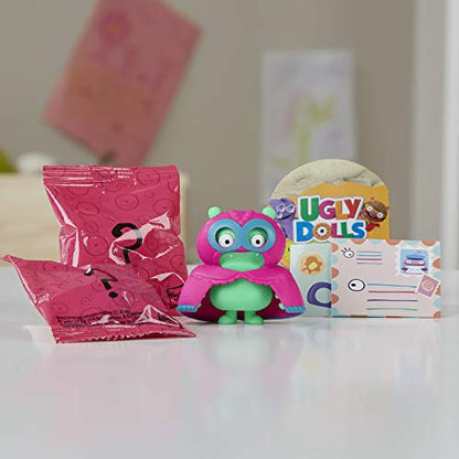 Hasbro Uglydolls Surprise Disguise Pancake Champ Jeero Toy, Figure & Accessories