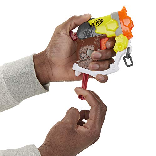 Fingers pulling back the red priming handle on the Roadhog blaster