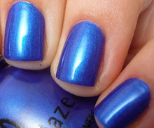 Load image into Gallery viewer, China Glaze Nail Lacquer with Hardeners:Frostbite
