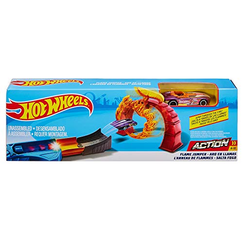 Hot Wheels Action Flame Jumper playset box with a purple car included