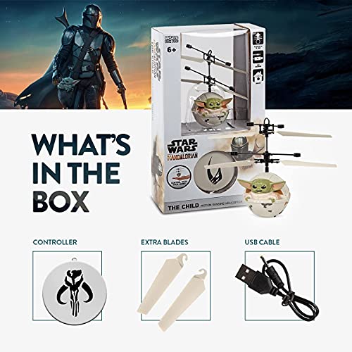 What's in the box: flying pod toy, controller, extra blades and USB cable