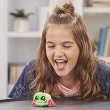 Load image into Gallery viewer, Hasbro Yellies! Frizz; Voice-Activated Spider Pet; Ages 5 &amp; Up
